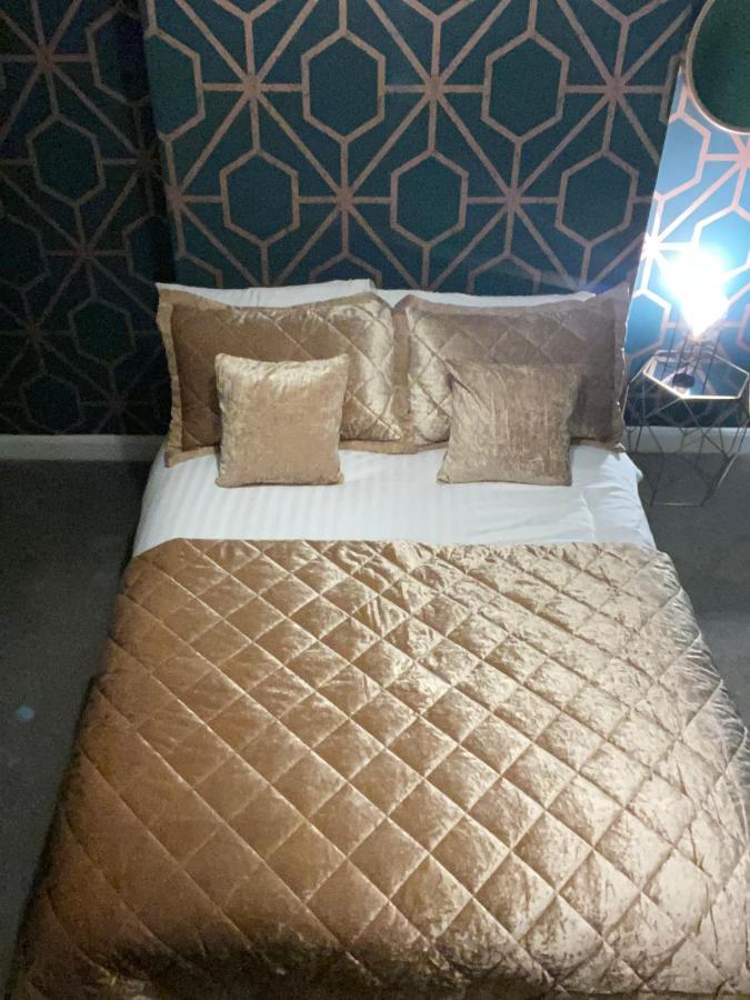 Ideal Abode Leonard 체스터 외부 사진