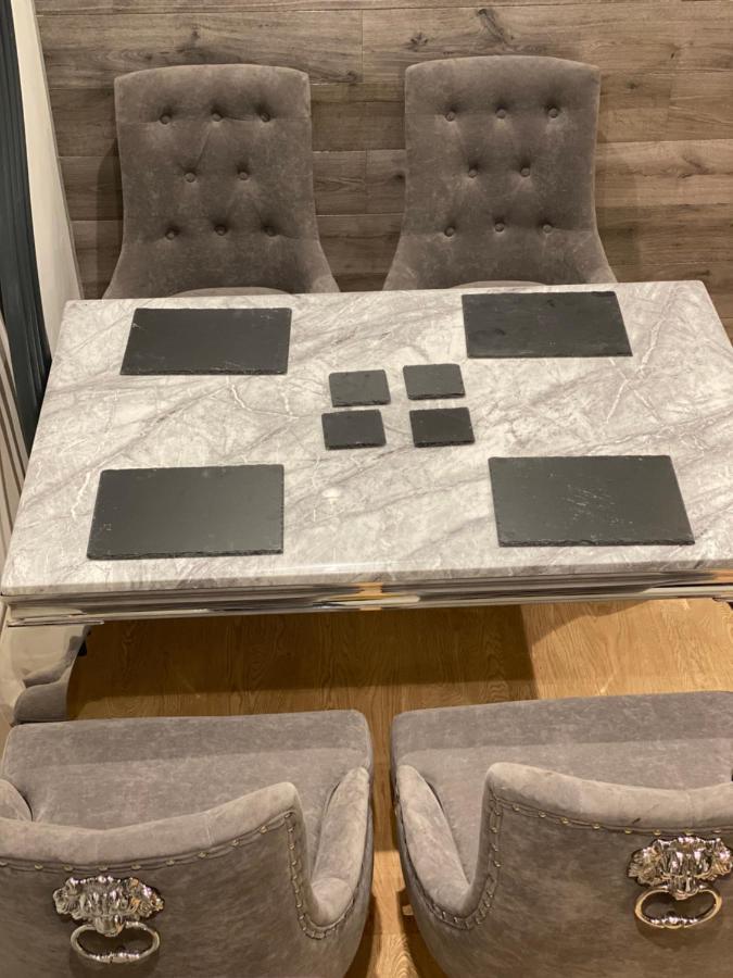 Ideal Abode Leonard 체스터 외부 사진